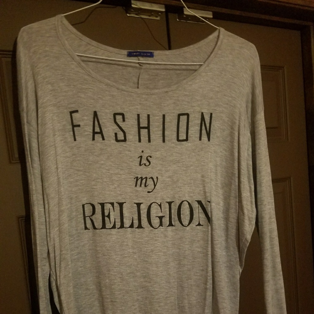 Women's Long Sleeve Graphic Tee